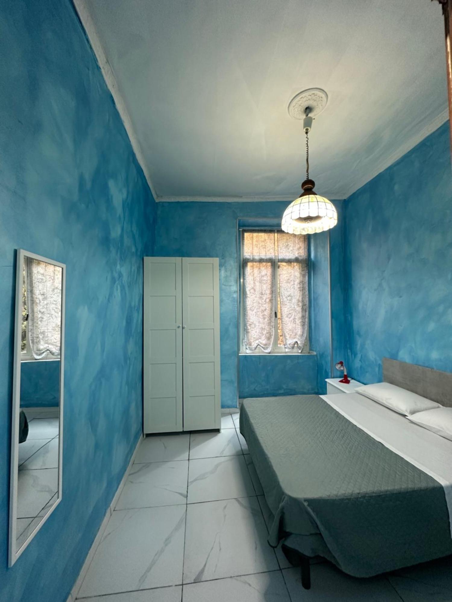 Holiday House Clara&Vincenzo Наполи Екстериор снимка